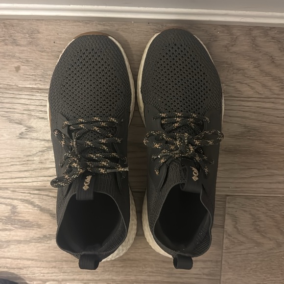 Columbia, stylish, brown and grey ankle sneakers. - Picture 4 of 5